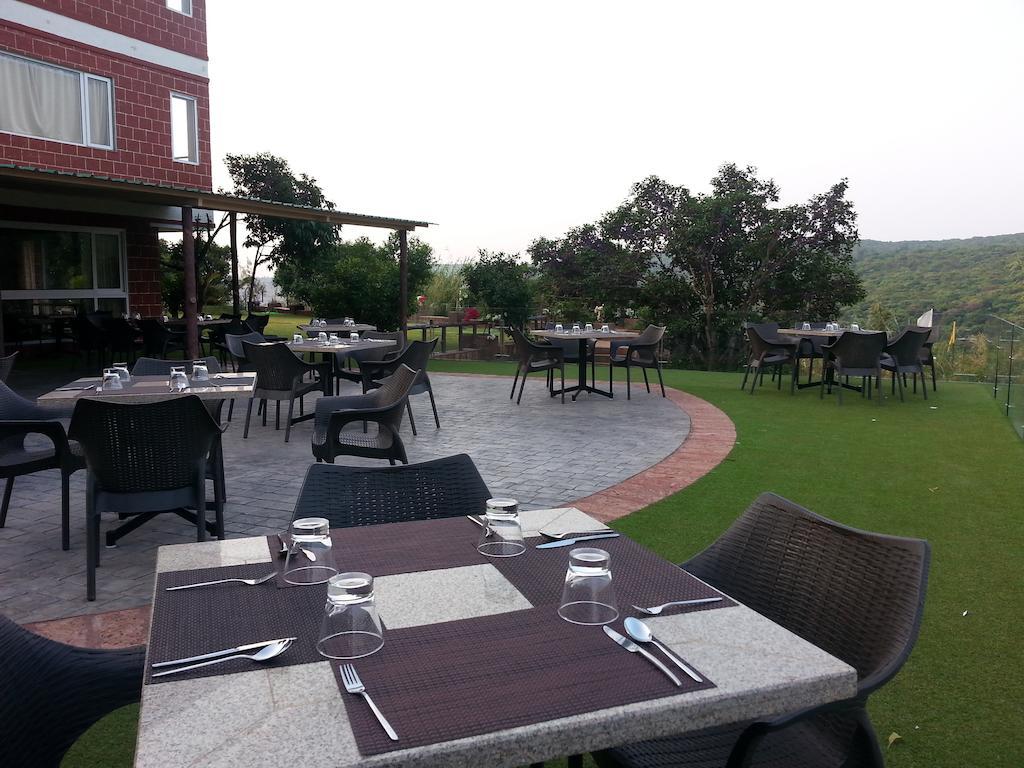 Bella Vista Resort Mahābaleshwar Екстериор снимка