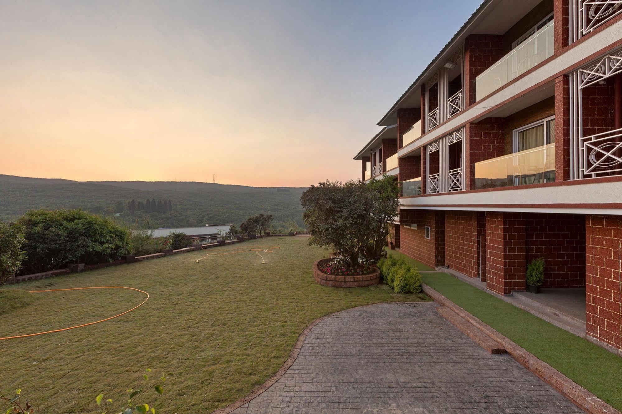Bella Vista Resort Mahābaleshwar Екстериор снимка