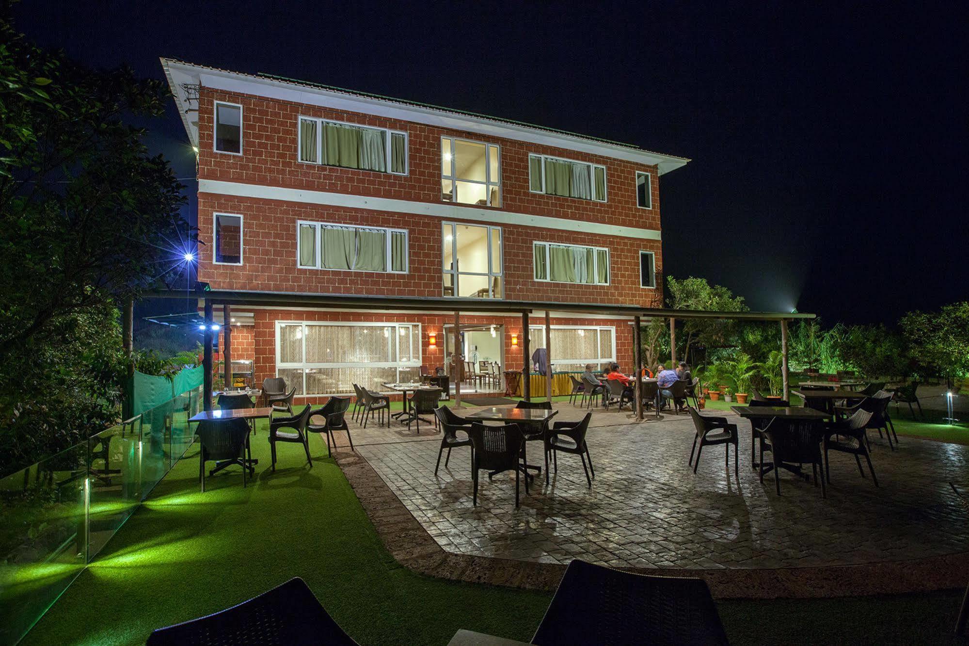 Bella Vista Resort Mahābaleshwar Екстериор снимка