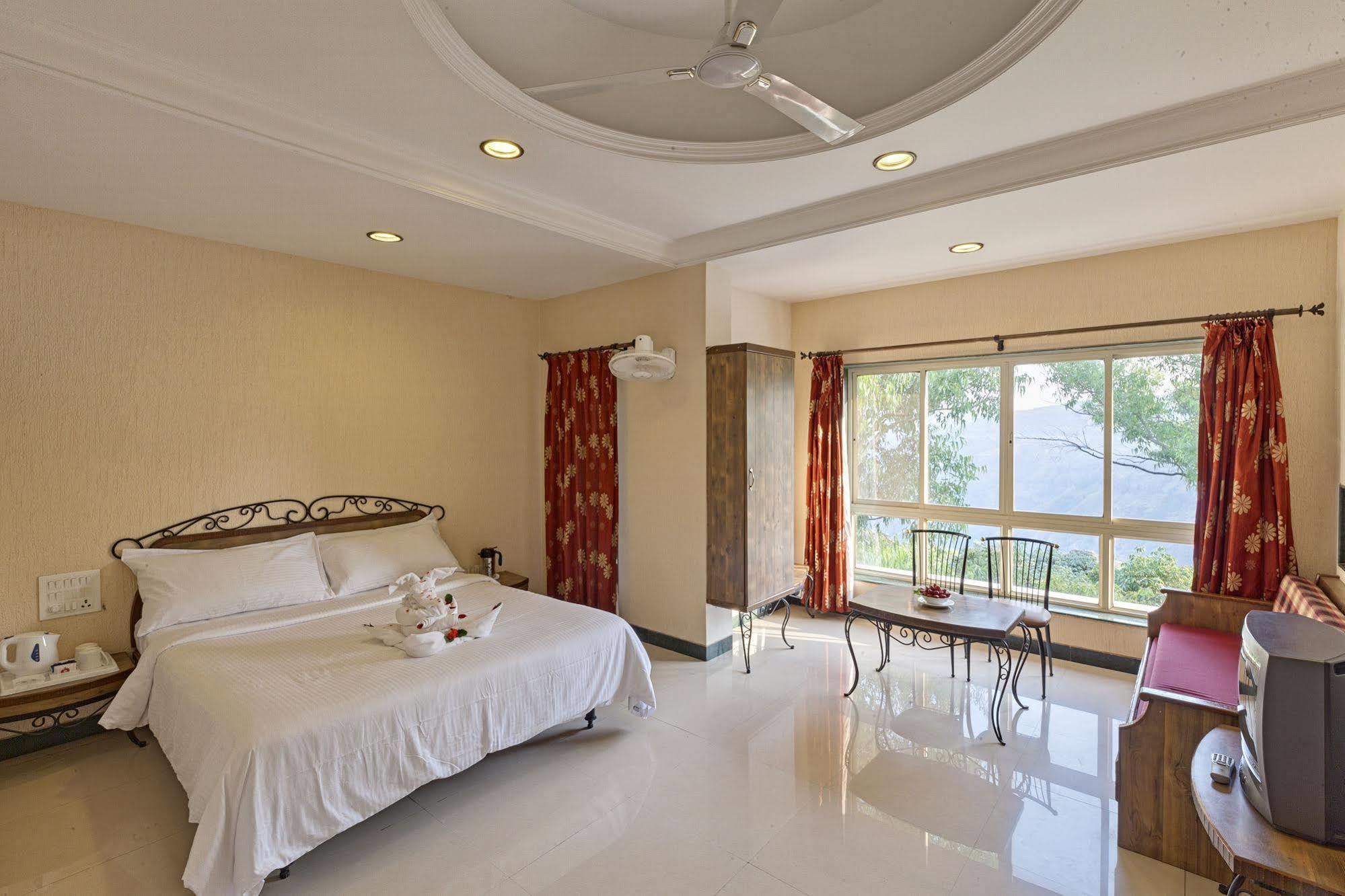 Bella Vista Resort Mahābaleshwar Екстериор снимка