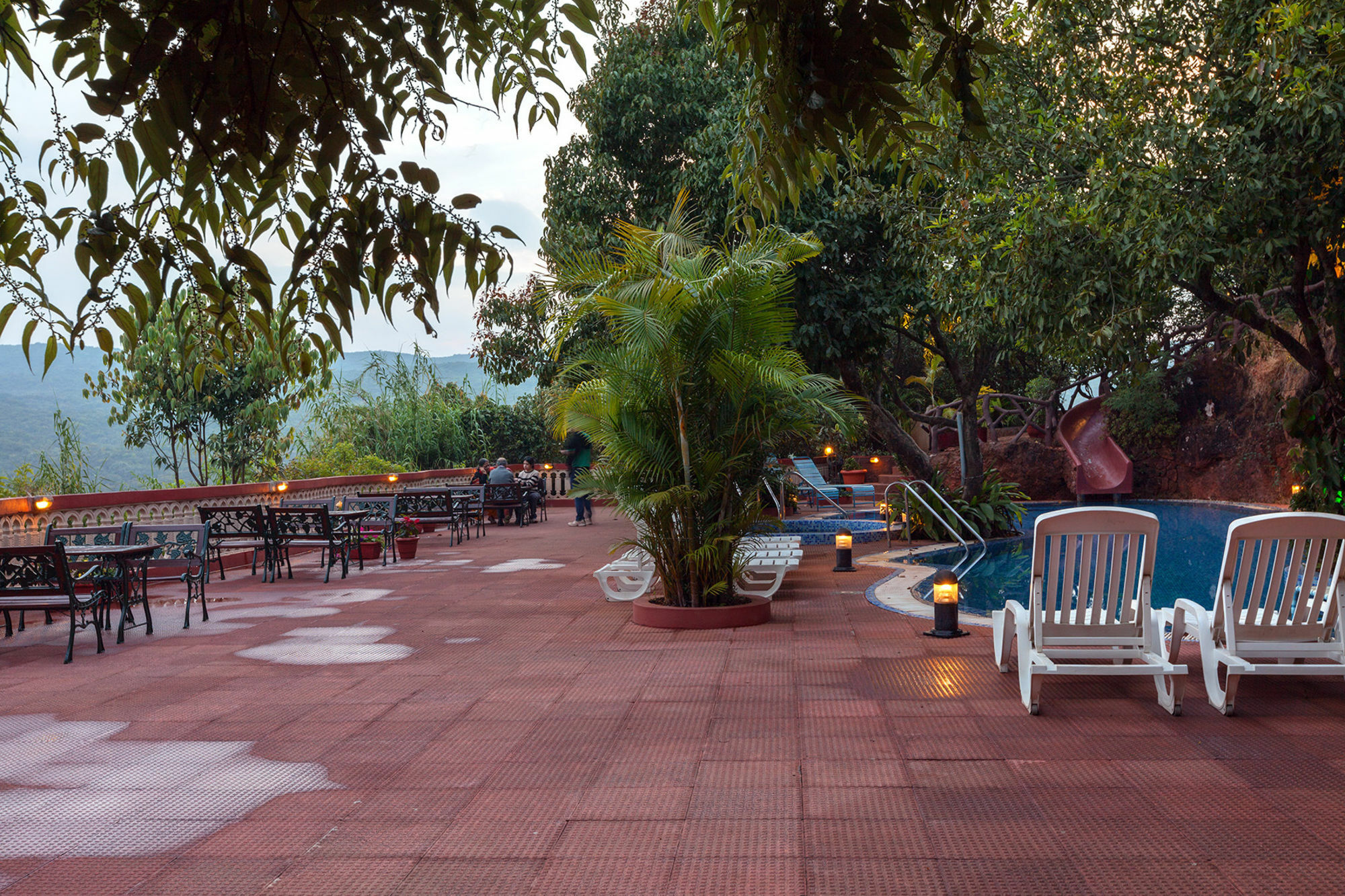 Bella Vista Resort Mahābaleshwar Екстериор снимка